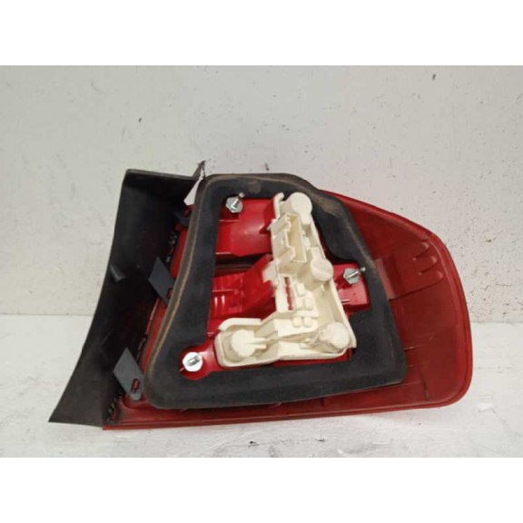 Recambio de piloto trasero izquierdo para bmw serie 3 berlina (e90) 320d referencia OEM IAM 6937457  