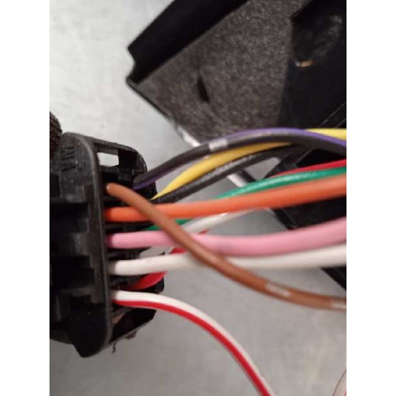 Recambio de retrovisor derecho para peugeot 308 referencia OEM IAM  NUEVO 