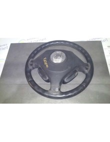 Recambio de volante para opel astra g berlina 2.0 dti referencia OEM IAM 13127925 CON MANDOS 3RADIOS 2