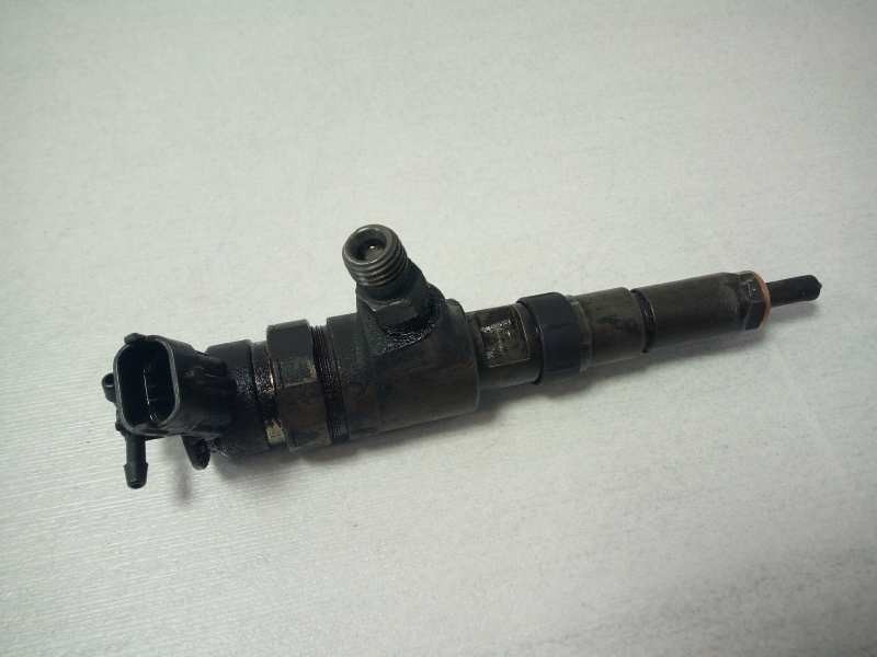 Recambio de inyector para peugeot 207 x-line referencia OEM IAM 0445110135  