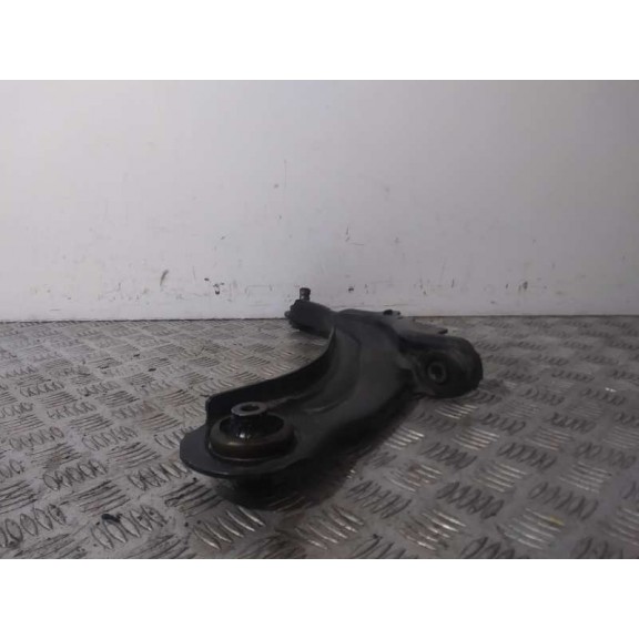 Recambio de brazo suspension inferior delantero izquierdo para renault scenic ii authentique referencia OEM IAM 8200298454  
