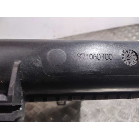 Recambio de radiador agua para peugeot 208 allure referencia OEM IAM 95007101  