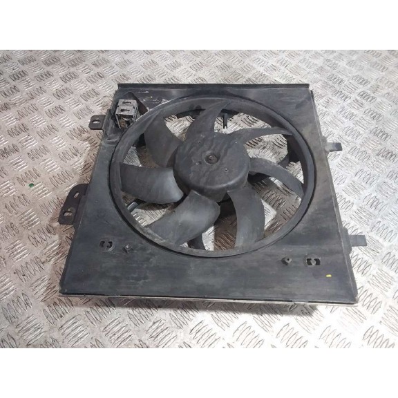 Recambio de electroventilador para peugeot 208 allure referencia OEM IAM 9682902080  