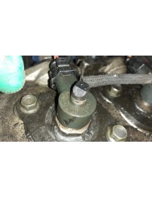 Recambio de inyector para opel astra h berlina cosmo referencia OEM IAM 0445110175  