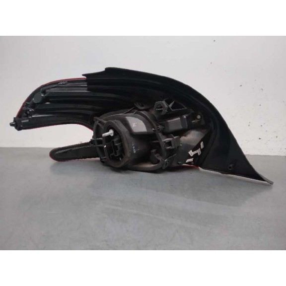 Recambio de piloto trasero derecho para peugeot 208 active referencia OEM IAM 9810430580  