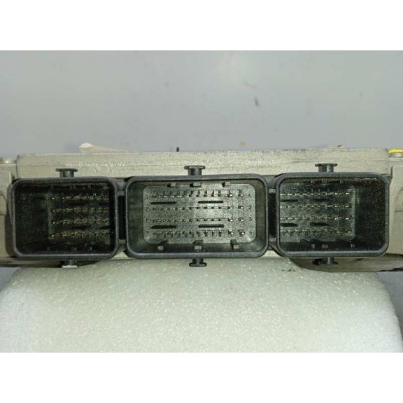 Recambio de centralita motor uce para citroën c4 berlina lx referencia OEM IAM 9664934380  