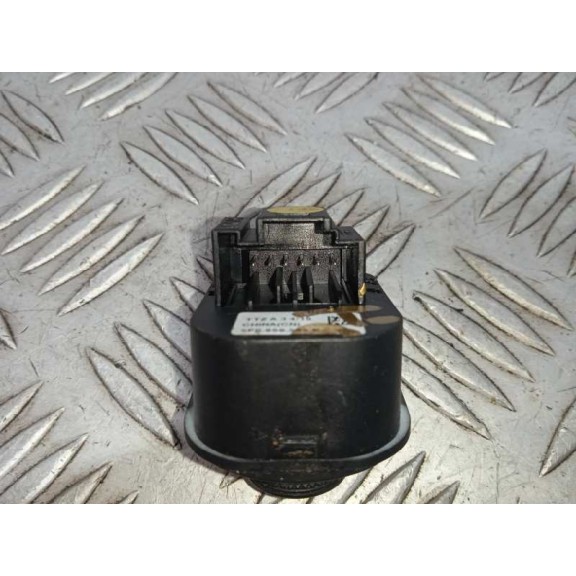 Recambio de mando retrovisor para seat leon (5f1) style visio edition referencia OEM IAM 5F0959565E ABATIBLES 