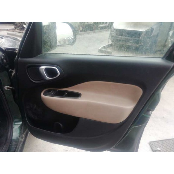 Recambio de guarnecido puerta delantera derecha para fiat 500 l (330) basic referencia OEM IAM 2298606  