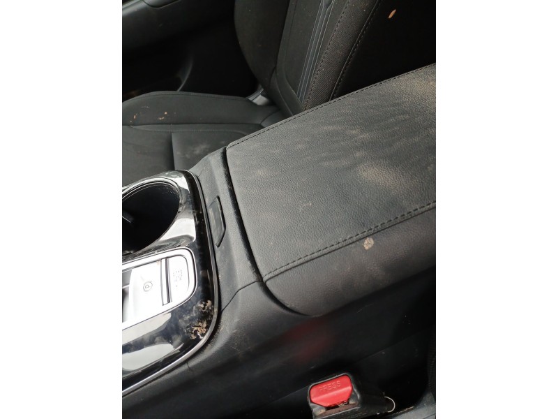 Recambio de apoyabrazos central para hyundai tucson (nx4e, nx4a) 1.6 t-gdi hybrid referencia OEM IAM   