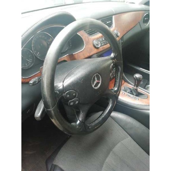 Recambio de volante para mercedes-benz clase cls (w219) 320 cdi (219.322) referencia OEM IAM  DESGASTE 