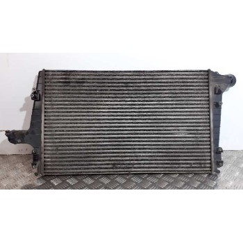 Recambio de intercooler para audi a6 berlina (4b2) 2.5 tdi quattro referencia OEM IAM 4B0145805A  