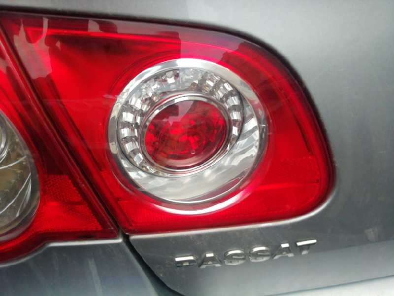 Recambio de piloto trasero izquierdo interior para volkswagen passat berlina (3c2) advance referencia OEM IAM  3C5945093C 