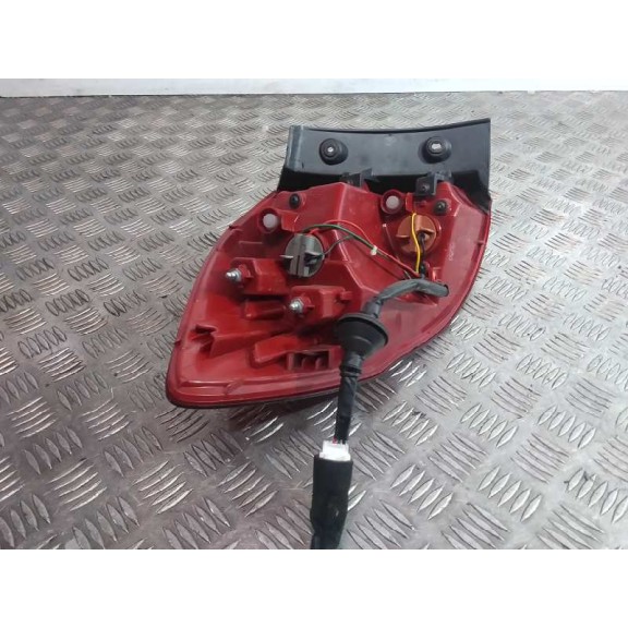 Recambio de piloto trasero derecho para kia cee´d concept referencia OEM IAM 92402A20  