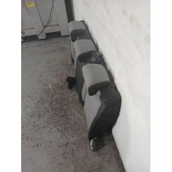 Recambio de asientos traseros para renault megane e-tech suv ev40 referencia OEM IAM   