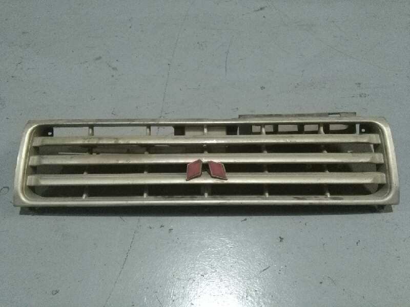 Recambio de rejilla delantera para mitsubishi montero (v20/v40) 2500 td gls (4-ptas.) referencia OEM IAM S/R  