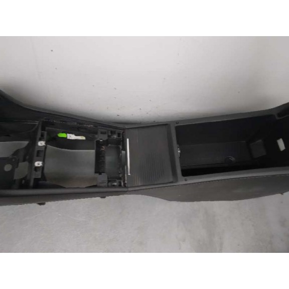 Recambio de apoyabrazos central para skoda superb (3v3) ambition referencia OEM IAM 3V1880492  