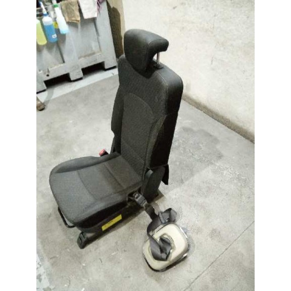 Recambio de asiento trasero medio para kia carens ( ) basic referencia OEM IAM   
