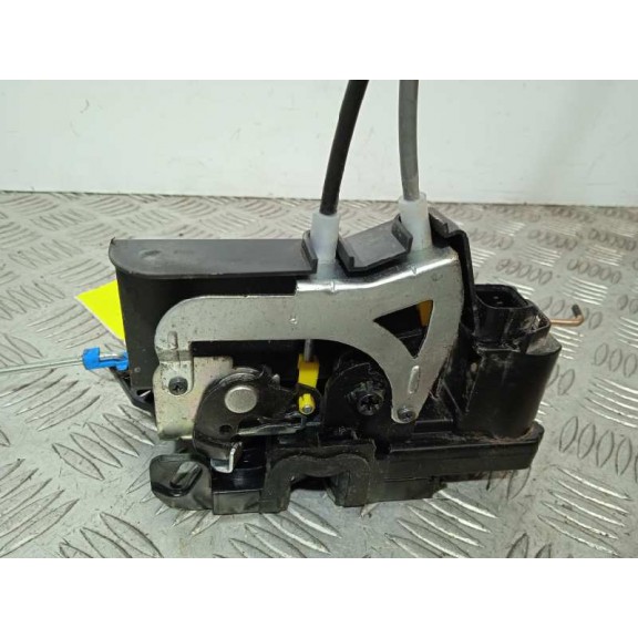 Recambio de cerradura puerta delantera derecha para ssangyong rodius 2.7 turbodiesel cat referencia OEM IAM   