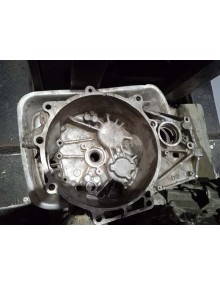 Recambio de caja casco para dodge caliber referencia OEM IAM A7524702 DESMONTADA  2