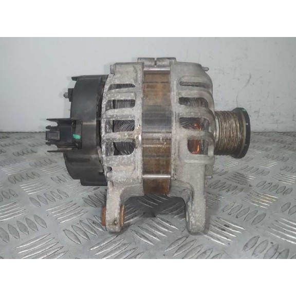 Recambio de alternador para renault captur zen referencia OEM IAM TG12S272 231006677R 231001910R