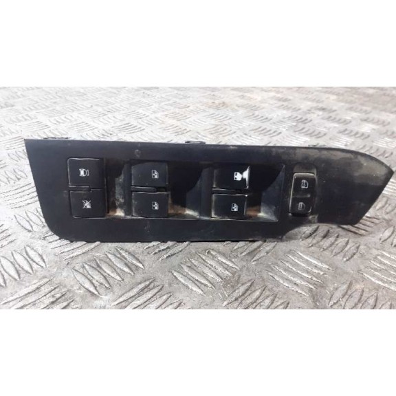 Recambio de mando elevalunas delantero izquierdo para chevrolet captiva 2.2 vcdi lt 2wd referencia OEM IAM   