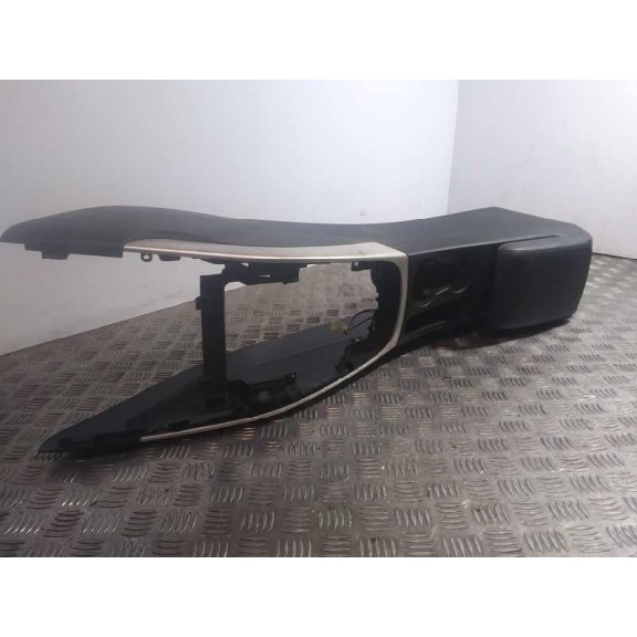 Recambio de apoyabrazos central para audi a5 coupe (8t) 2.7 tdi referencia OEM IAM 8K0864981  