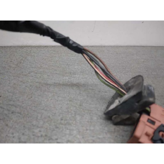 Recambio de retrovisor derecho para peugeot 407 sr confort referencia OEM IAM  NO ABATIBLE 6 CABLES