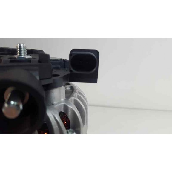 Recambio de alternador para mercedes-benz clase e (w211) berlina 2.2 cdi cat referencia OEM IAM 0124625002 NUEVO A0121545902 200