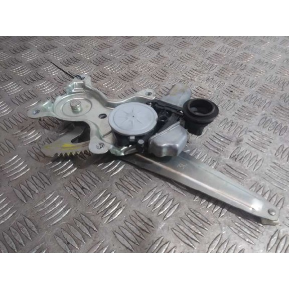 Recambio de elevalunas trasero derecho para lexus ct 200h referencia OEM IAM 8572075070  