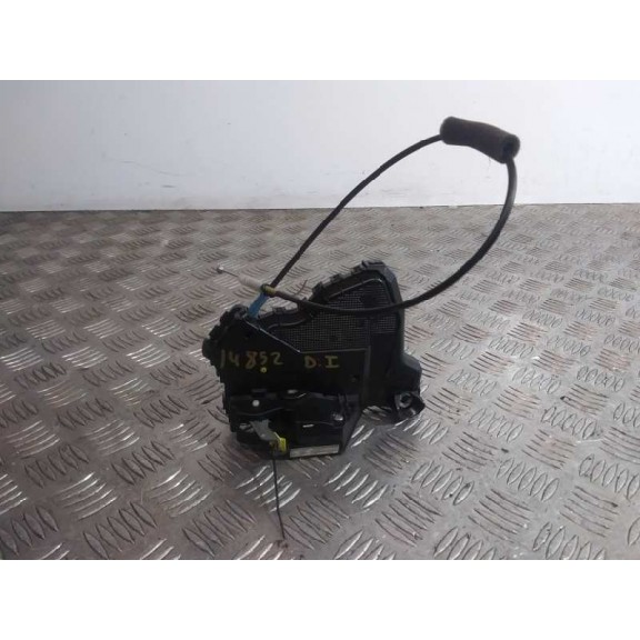Recambio de cerradura puerta delantera izquierda para lexus ct 200h referencia OEM IAM A046698  