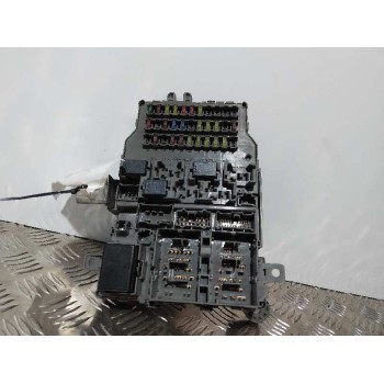 CAJA RELES / FUSIBLES E6A000011 