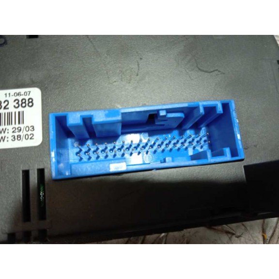 Recambio de mando climatizador para opel meriva cosmo referencia OEM IAM 13132388  