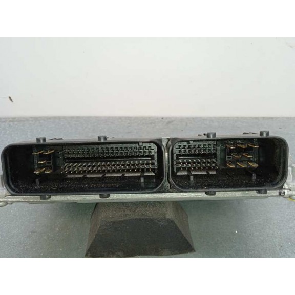 Recambio de centralita motor uce para seat leon (1p1) comfort limited referencia OEM IAM 06A906033F 5WP40455 