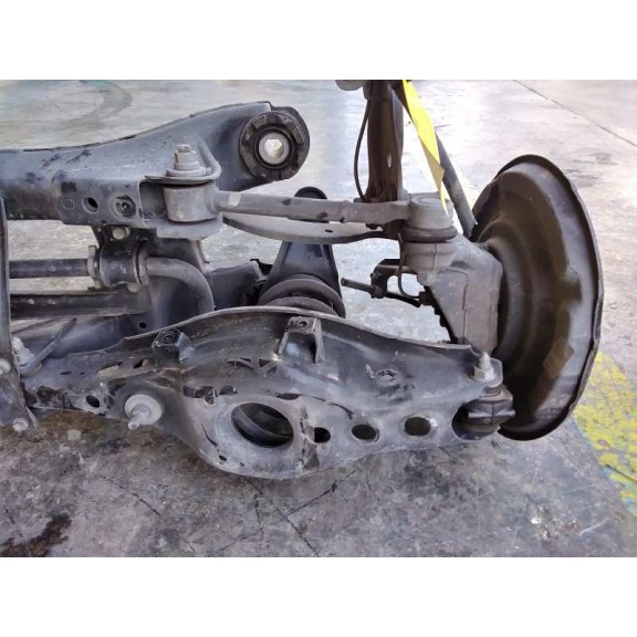Recambio de puente trasero para lexus ct 200h referencia OEM IAM   