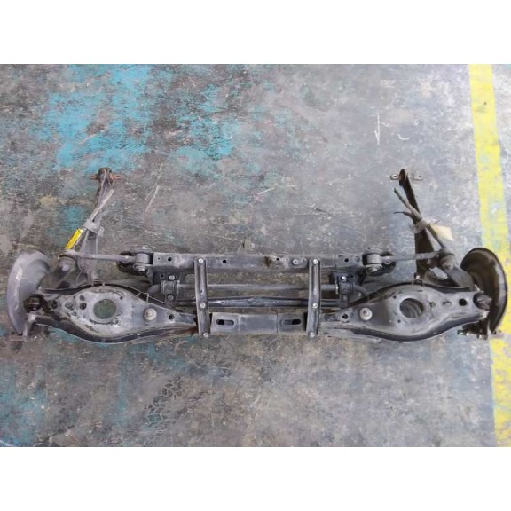 Recambio de puente trasero para lexus ct 200h referencia OEM IAM   