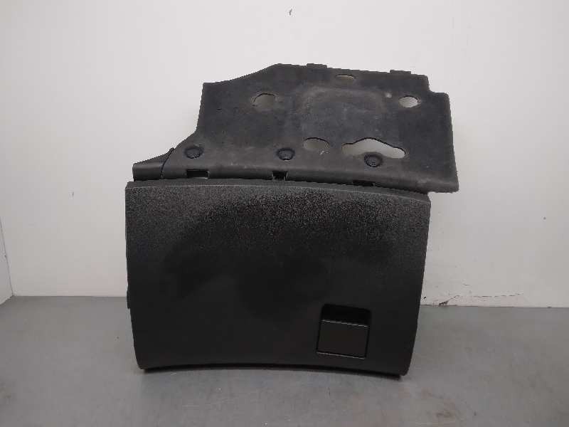 Recambio de guantera para opel insignia berlina expression referencia OEM IAM 22846822  