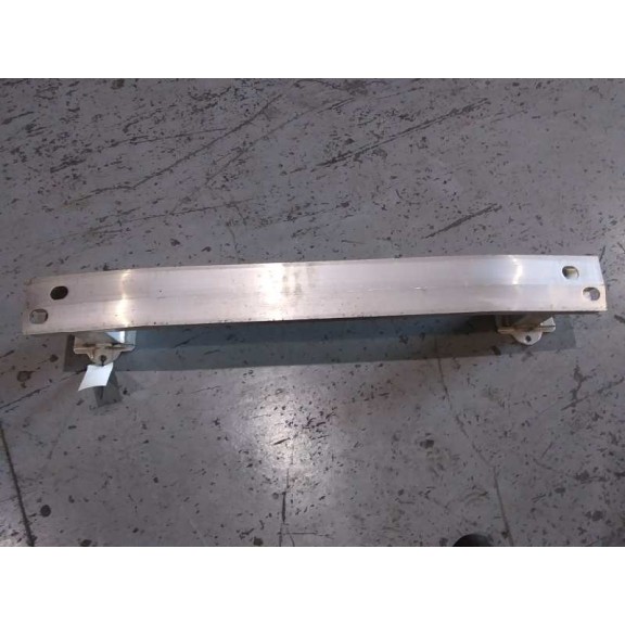 Recambio de refuerzo paragolpes trasero para lexus ct 200h referencia OEM IAM 5217176010  