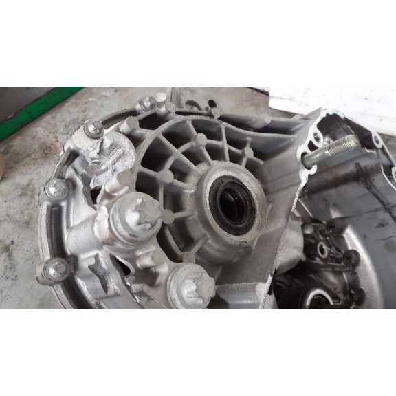 Recambio de caja cambios para jeep renegade sport 4x2 referencia OEM IAM  6V 51.413KM ENTREGA CASCO