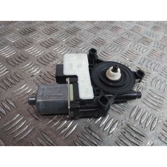 Recambio de motor elevalunas trasero izquierdo para skoda superb (3v3) ambition referencia OEM IAM 5Q0959811E  