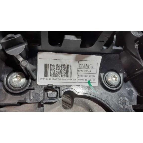 Recambio de volante para jeep renegade sport 4x2 referencia OEM IAM 175201470R  