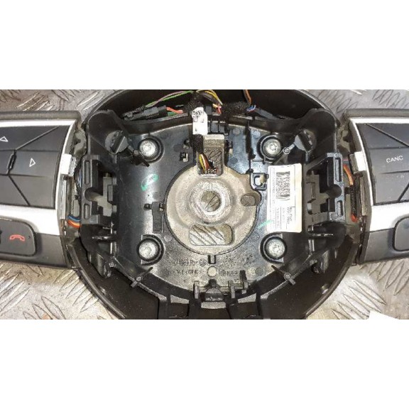 Recambio de volante para jeep renegade sport 4x2 referencia OEM IAM 175201470R  