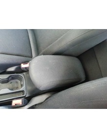 Recambio de apoyabrazos central para jeep renegade sport 4x2 referencia OEM IAM   