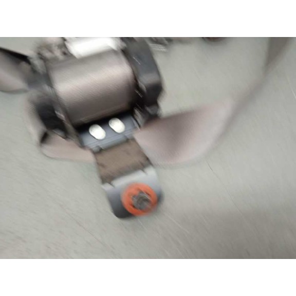 Recambio de cinturon seguridad trasero izquierdo para kia carnival 2.9 crdi vgt active referencia OEM IAM 898104D130  