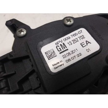 Recambio de potenciometro pedal para opel astra j gtc sport referencia OEM IAM 13252702  