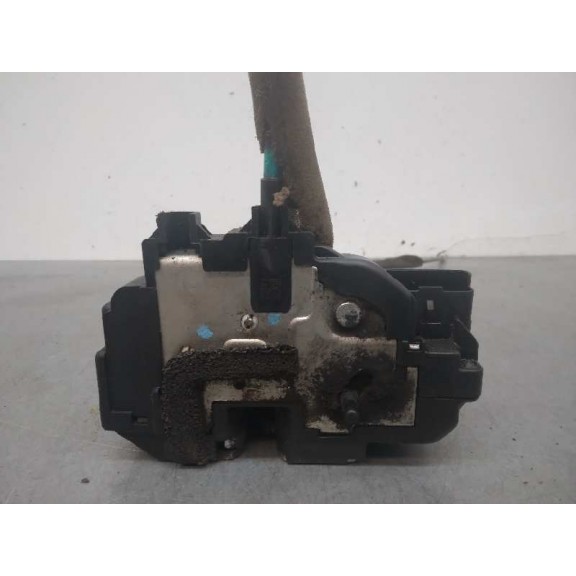 Recambio de cerradura puerta trasera izquierda para nissan qashqai (j10) acenta referencia OEM IAM P32LRLC 82501JD90C 3 PINS