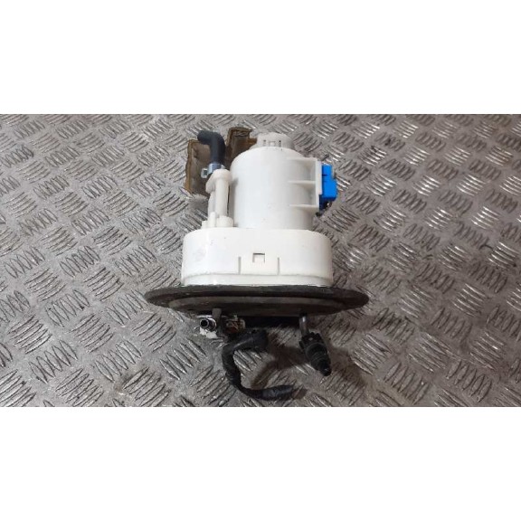 Recambio de bomba combustible para hyundai tucson (jm) 2.0 cat referencia OEM IAM 311102E000  