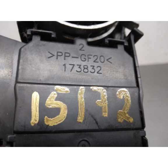 Recambio de mando multifuncion para toyota auris 1.6 16v cat referencia OEM IAM 0233017F248 173832 17F144