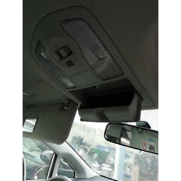 Recambio de luz interior para toyota prius+ advance referencia OEM IAM   