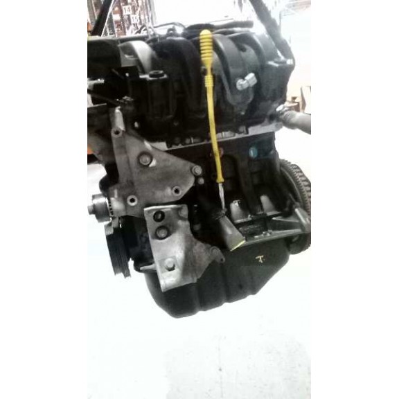 Recambio de motor completo para renault clio ii fase ii (b/cb0) authentique referencia OEM IAM D4F722  180.000KM