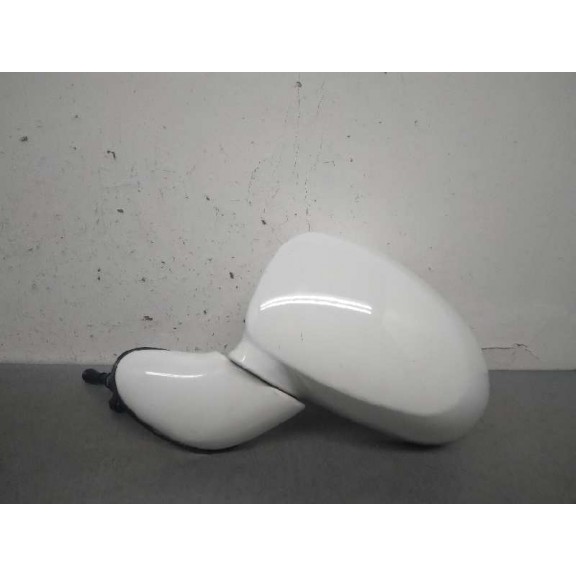 Recambio de retrovisor derecho para chevrolet matiz s referencia OEM IAM  MANUAL BLANCO